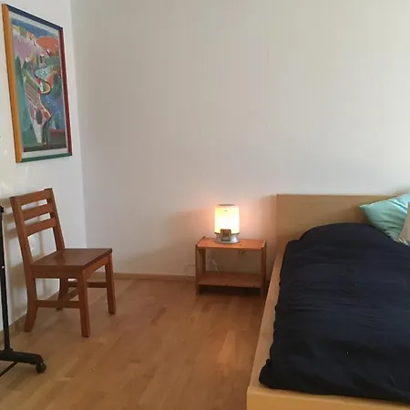 Grosszugiges Mit Blick Ins Grune Und Eigener Terrasse Apartment